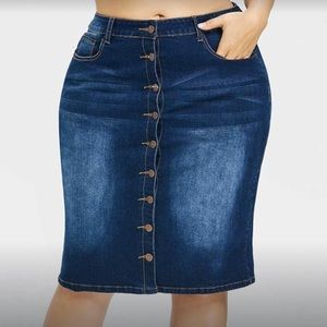 BRAND NEW Denim Skirt